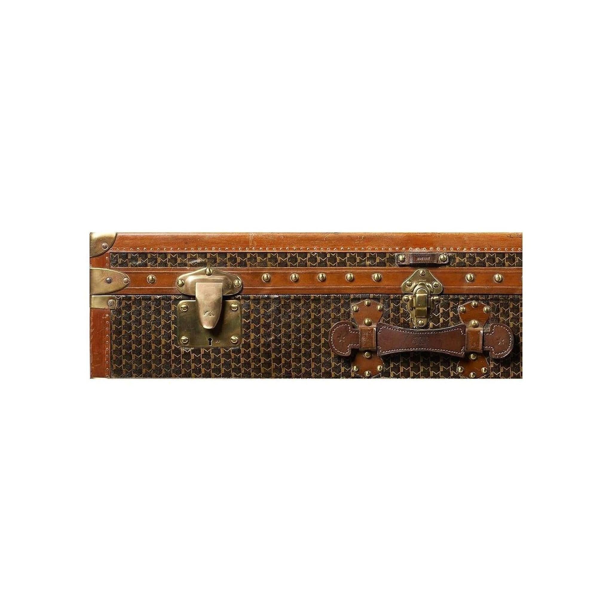 MOYNAT : LA RÉUSSITE D'UNE AUDACIEUSE