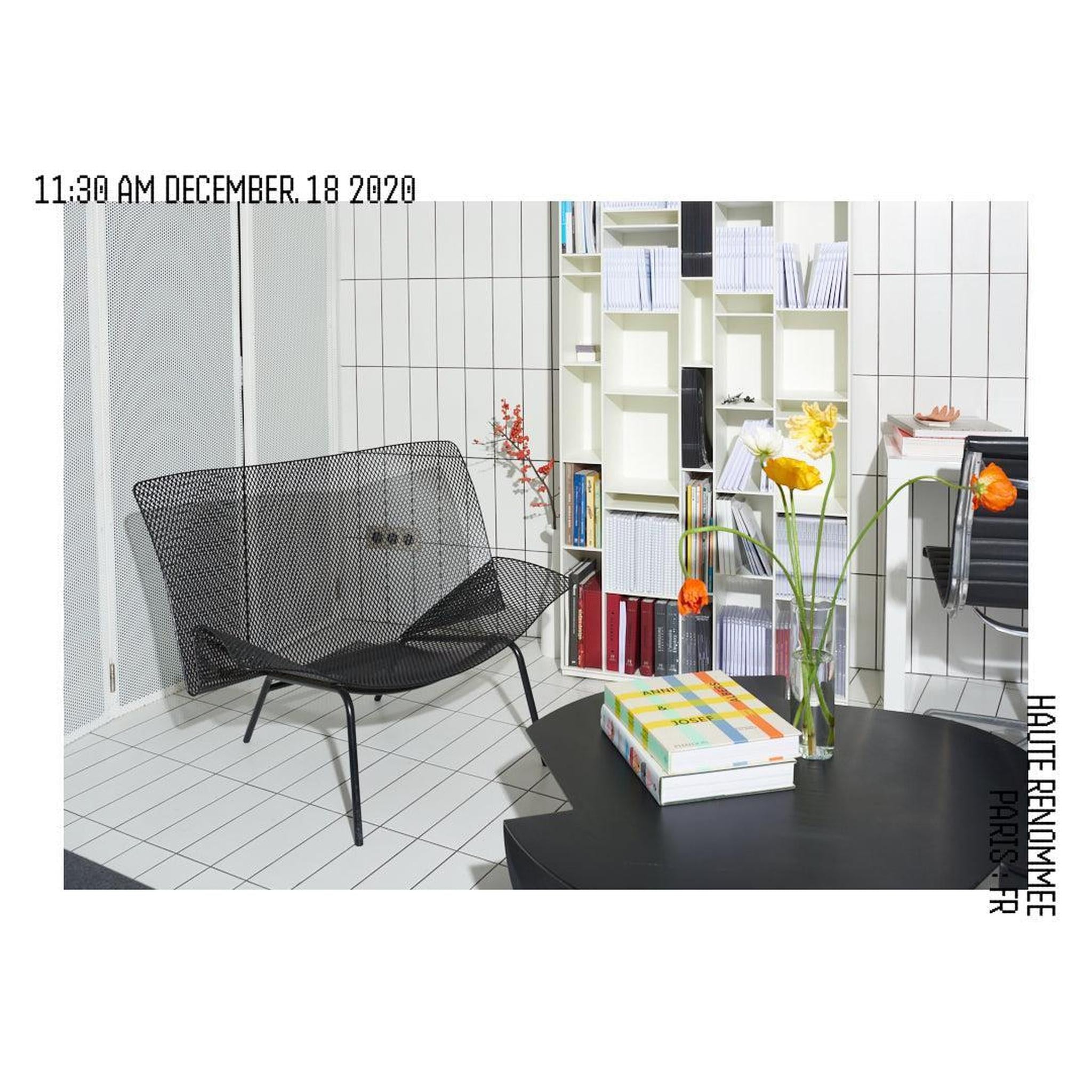 L63_CONTEMPORARY TRIPLEX